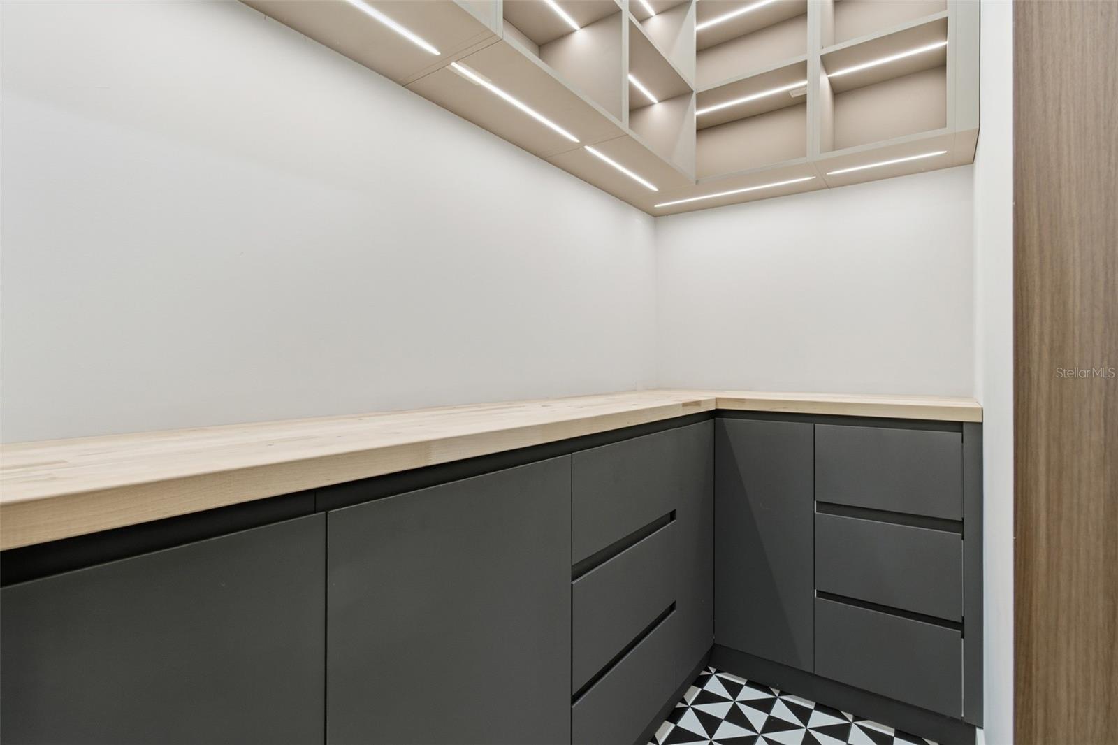 CITRUS SPGS UNIT 22 - Residential