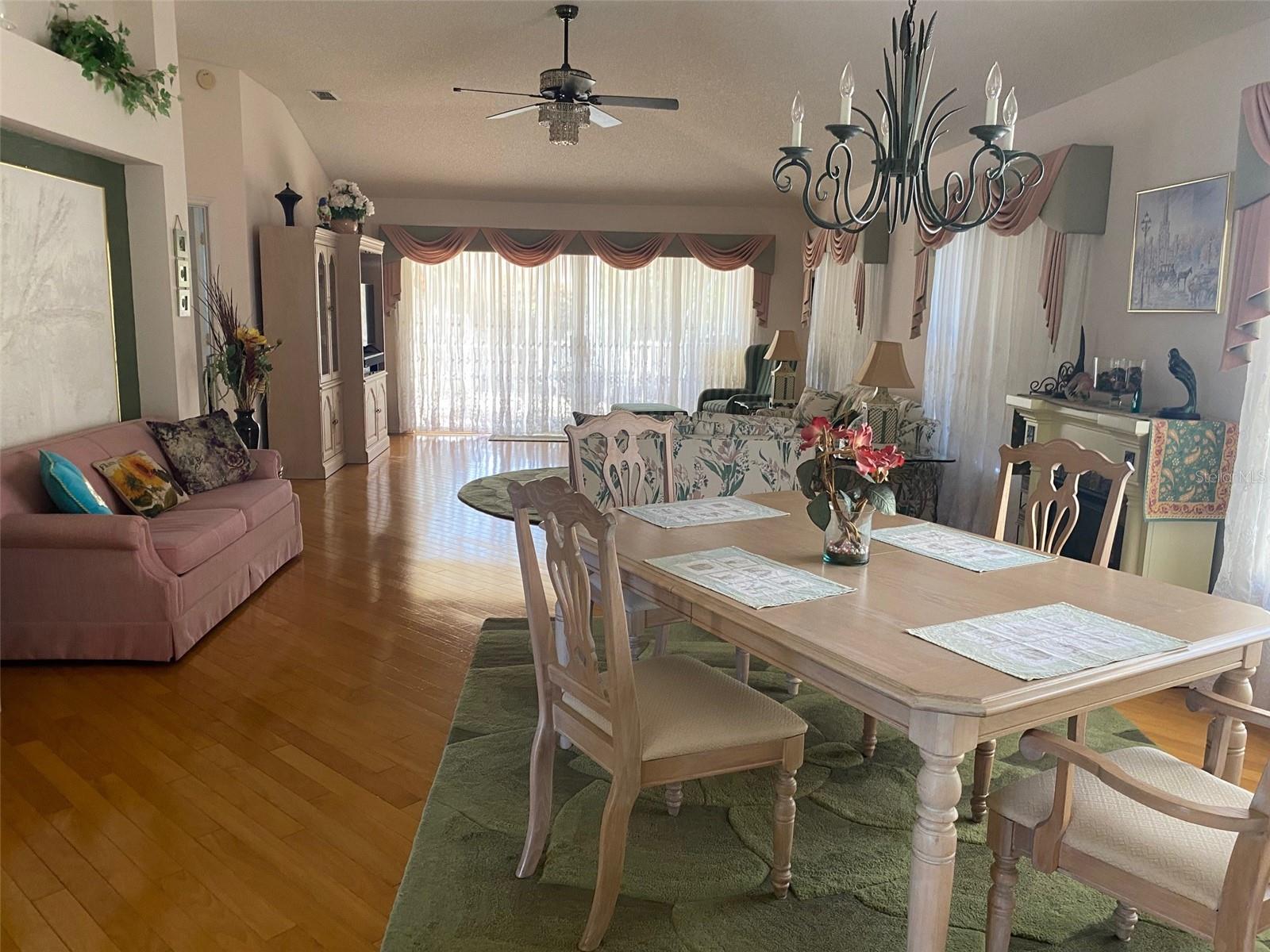 1815 PUERTO BELLO DRIVE