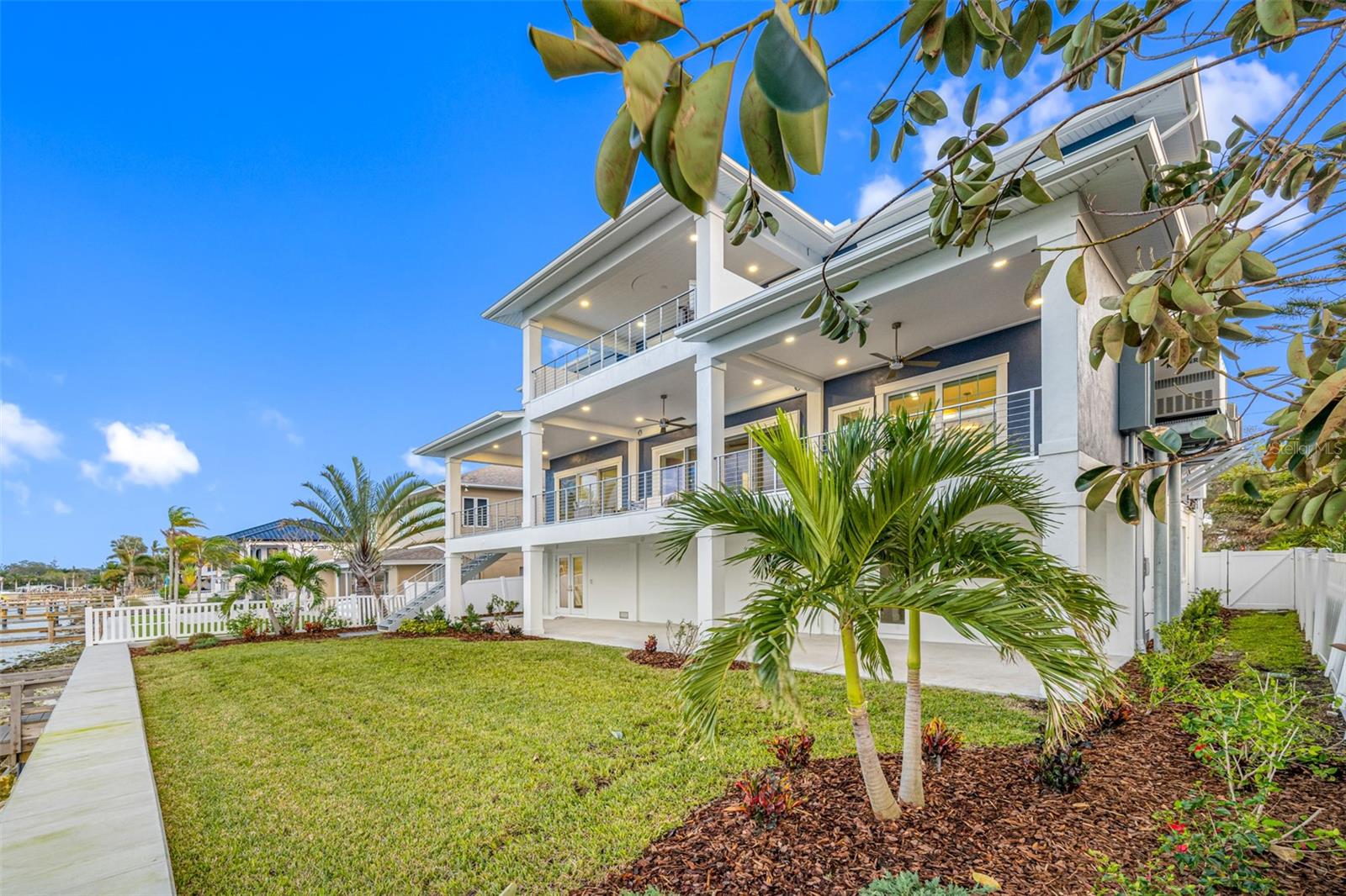 CAUSEWAY ISLES 1ST ADD - Residential