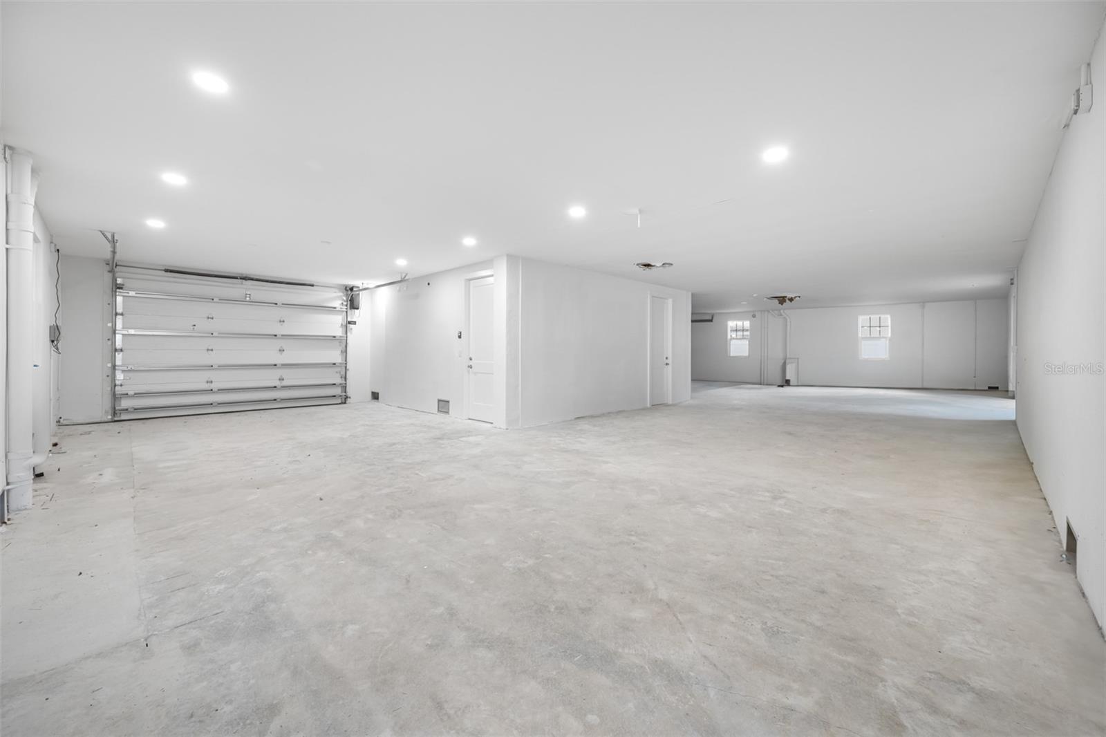 CAUSEWAY ISLES 1ST ADD - Residential