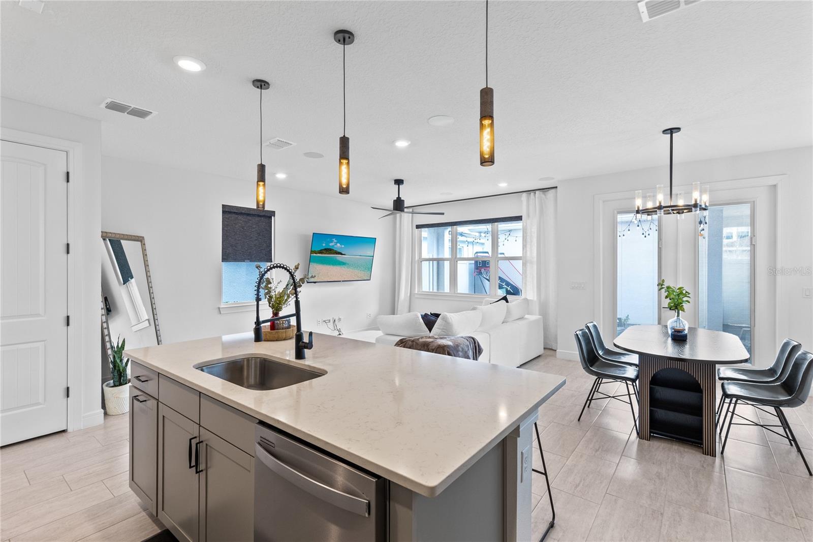 14317 LANIKAI BEACH DRIVE