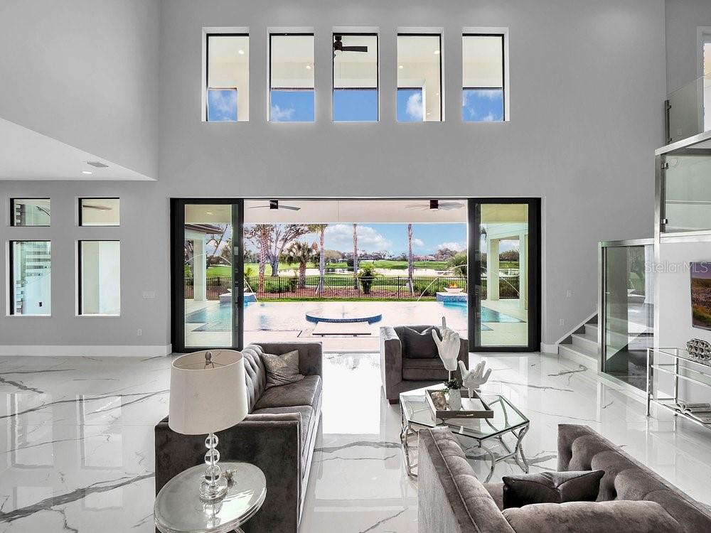 BAY HILL - Residential