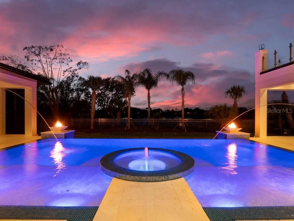 BAY HILL - Residential