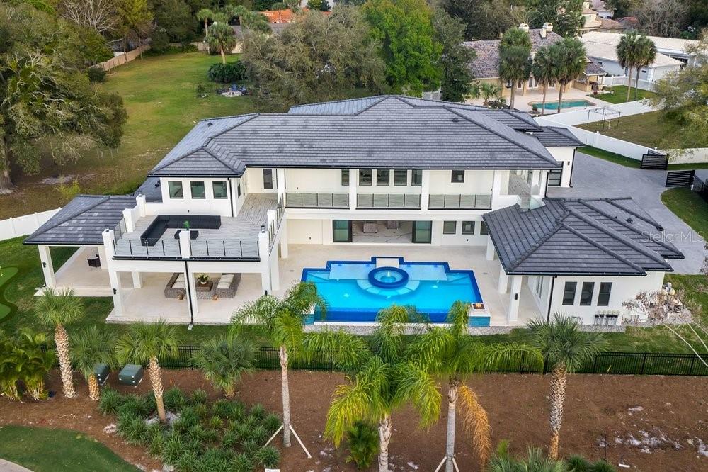 BAY HILL - Residential