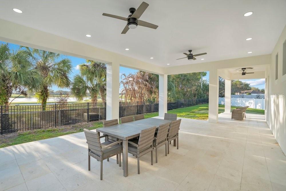 BAY HILL - Residential