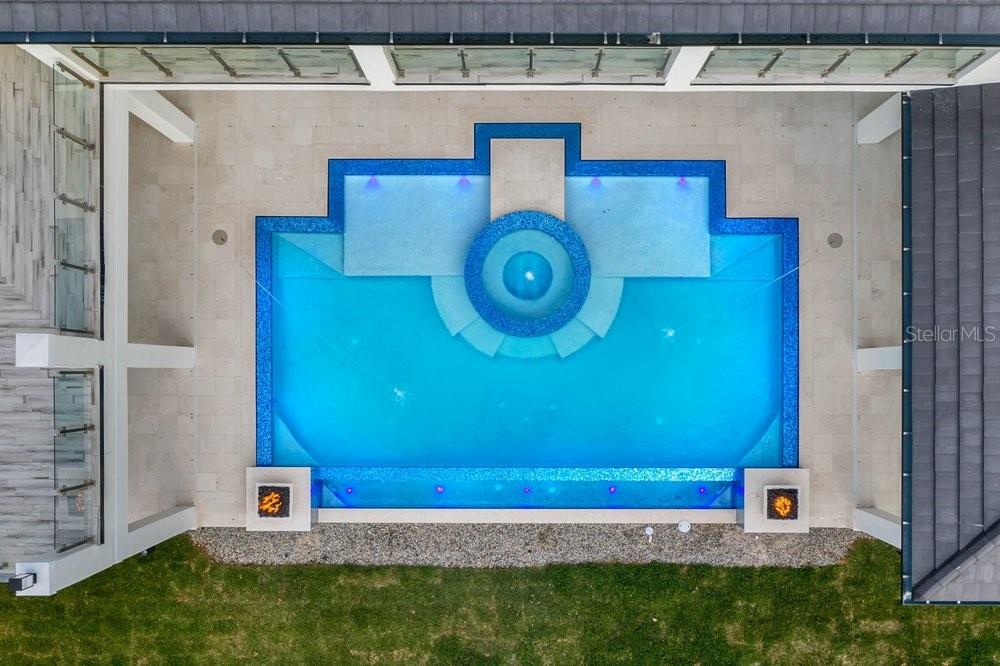 BAY HILL - Residential