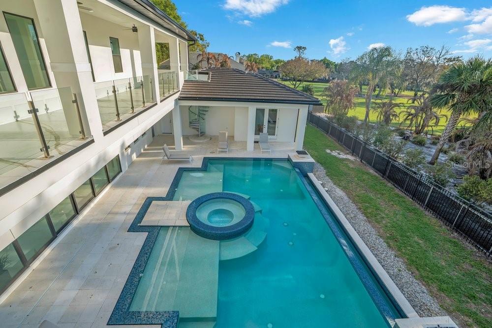 BAY HILL - Residential