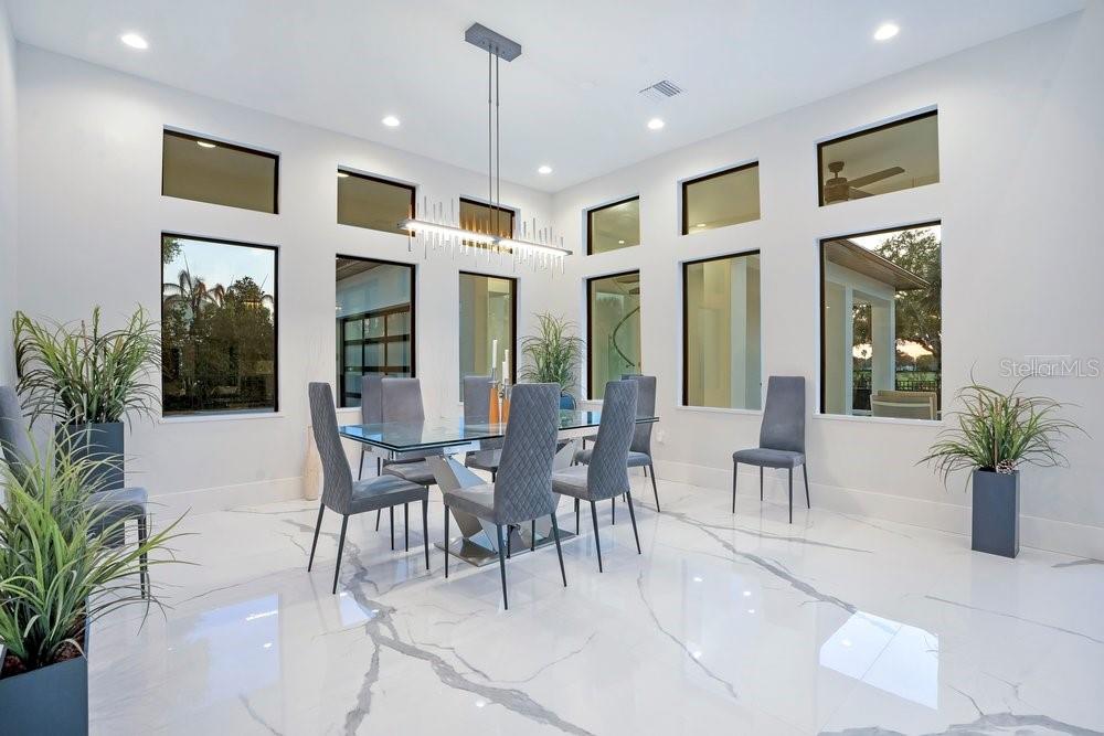 BAY HILL - Residential