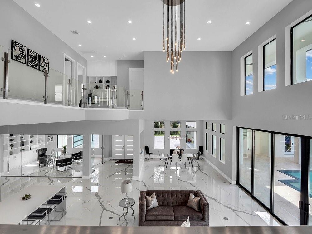 BAY HILL - Residential