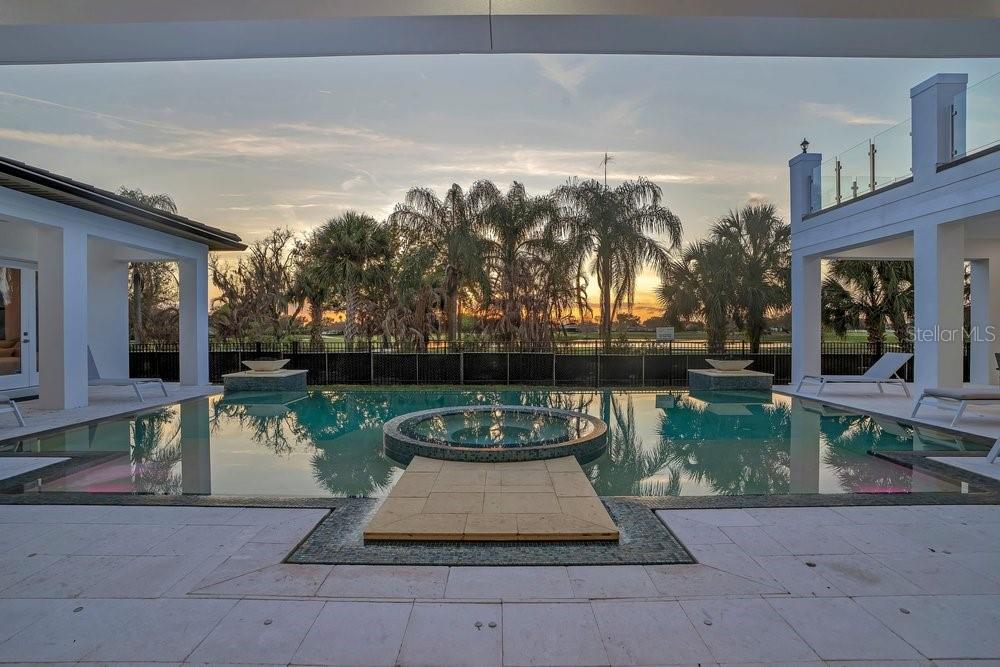 BAY HILL - Residential