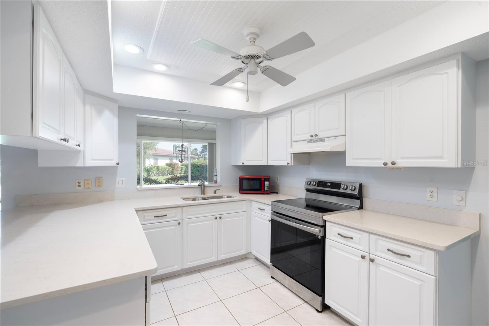 Search Properties for Sale 2 883 SHAMROCK BOULEVARD 9