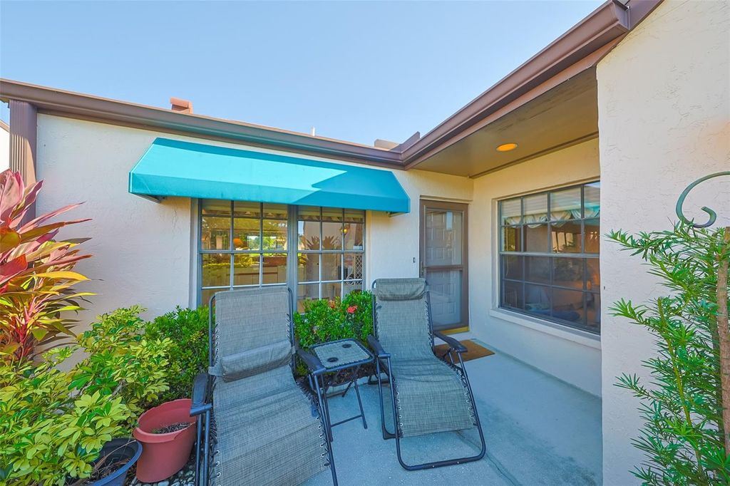 Photo of 5941 Clubside Drive #5941, Sarasota, FL 34243 (MLS # A4668381)