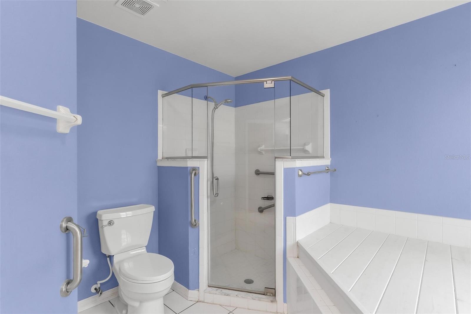 ROYAL HIGHLANDS PH 01B - Residential