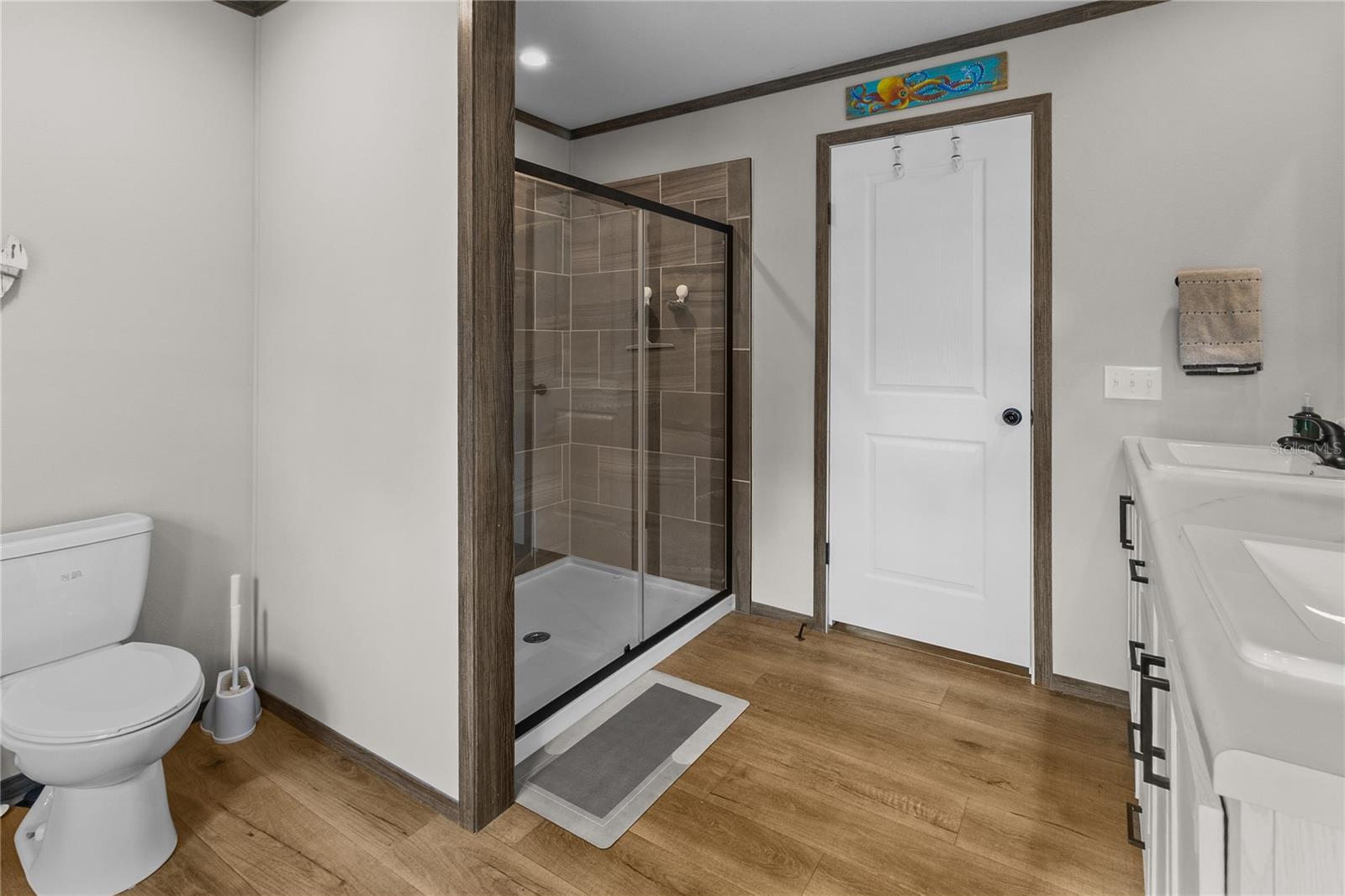 UNIVERSITY OAKS - Residential