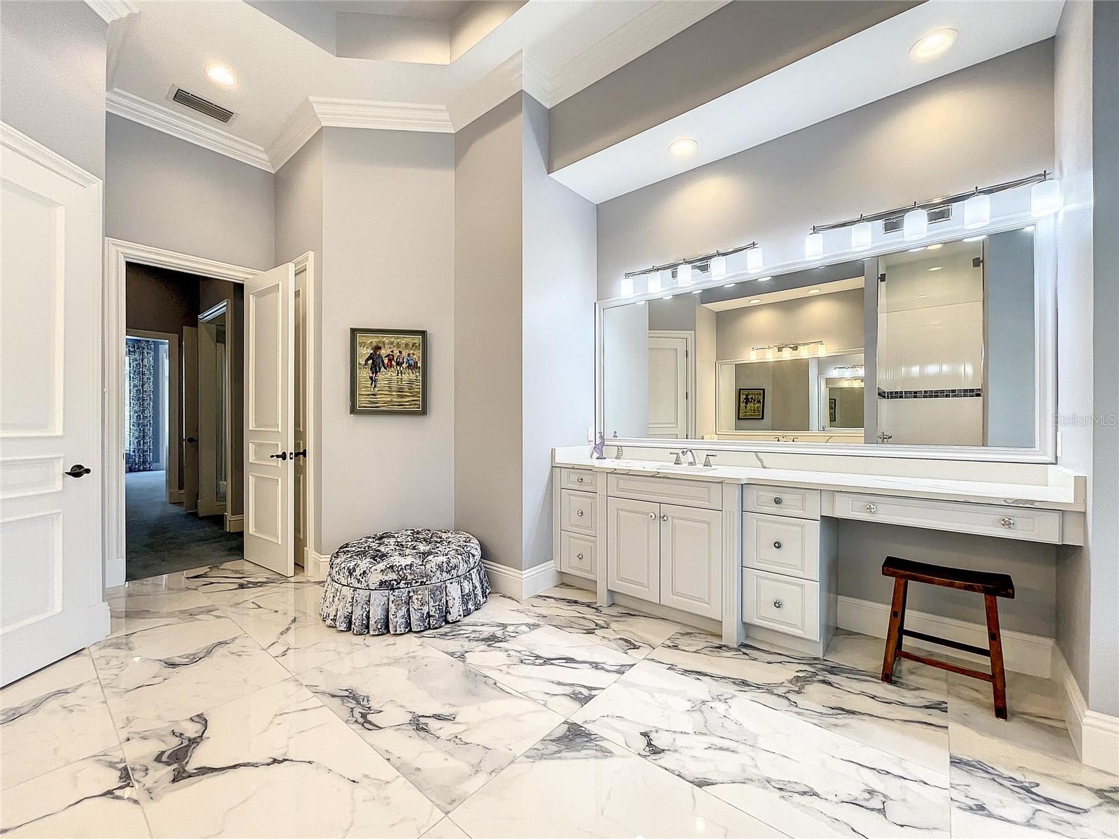 GOLDEN OCALA UN 01 - Residential