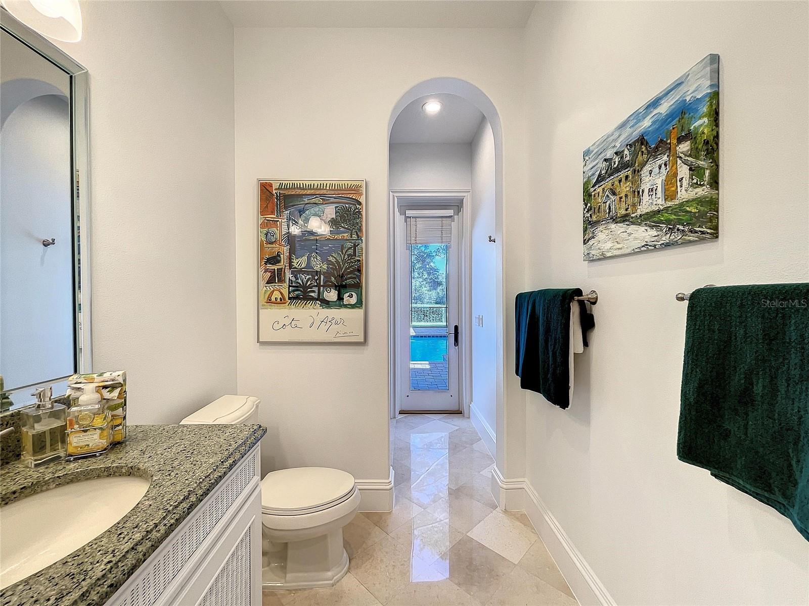 GOLDEN OCALA UN 01 - Residential