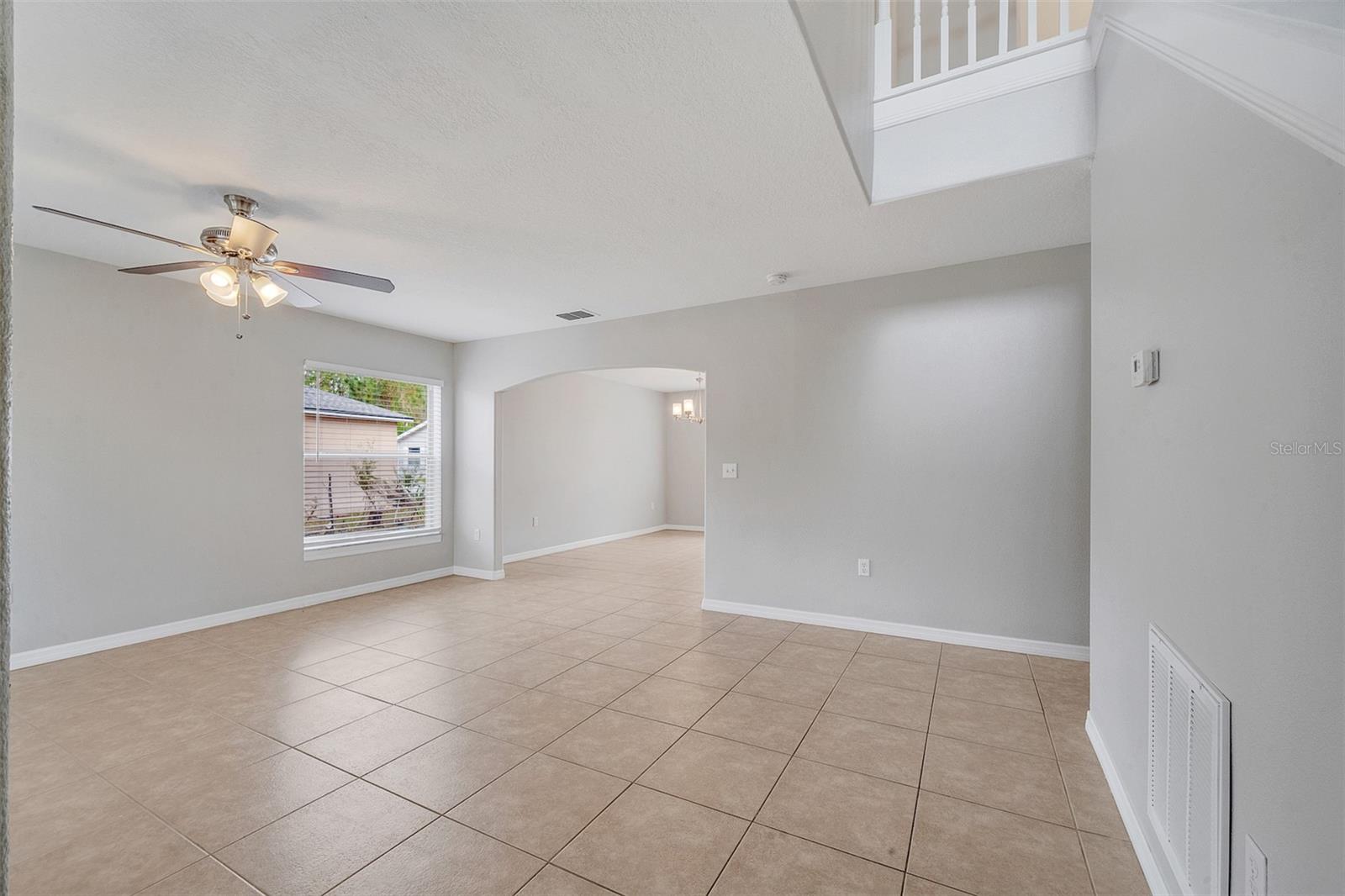 943 VAN LOON COURT