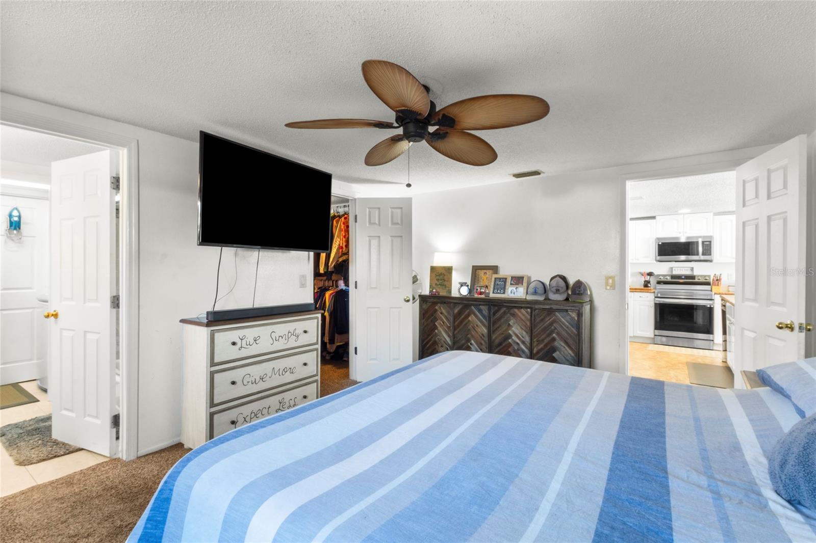 SUNSET BEACH - Residential