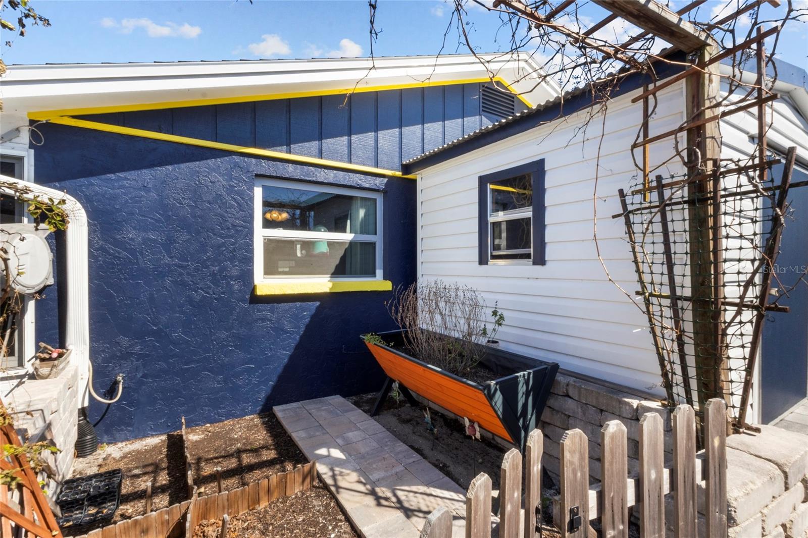 SUNSET BEACH - Residential