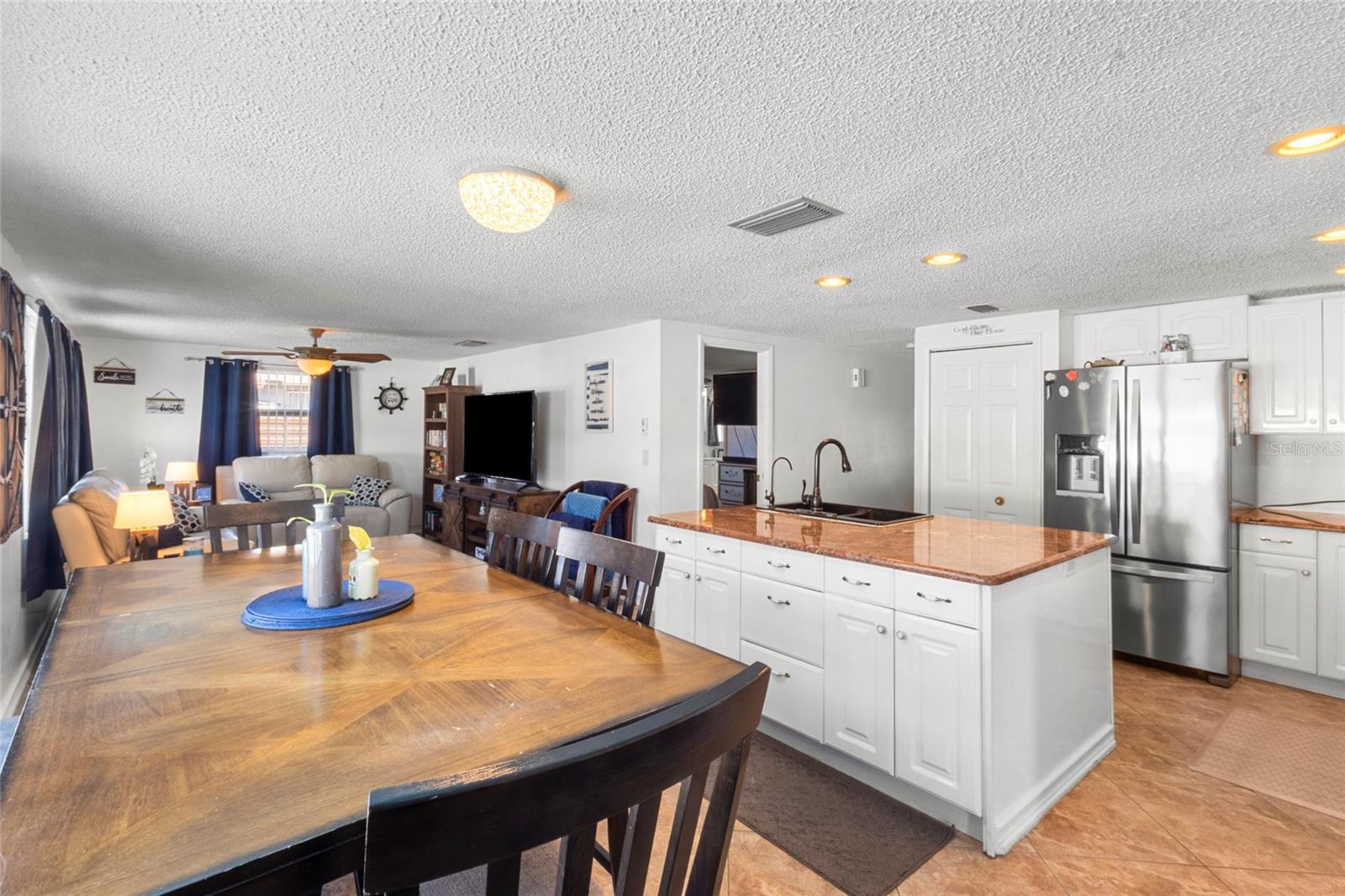 SUNSET BEACH - Residential