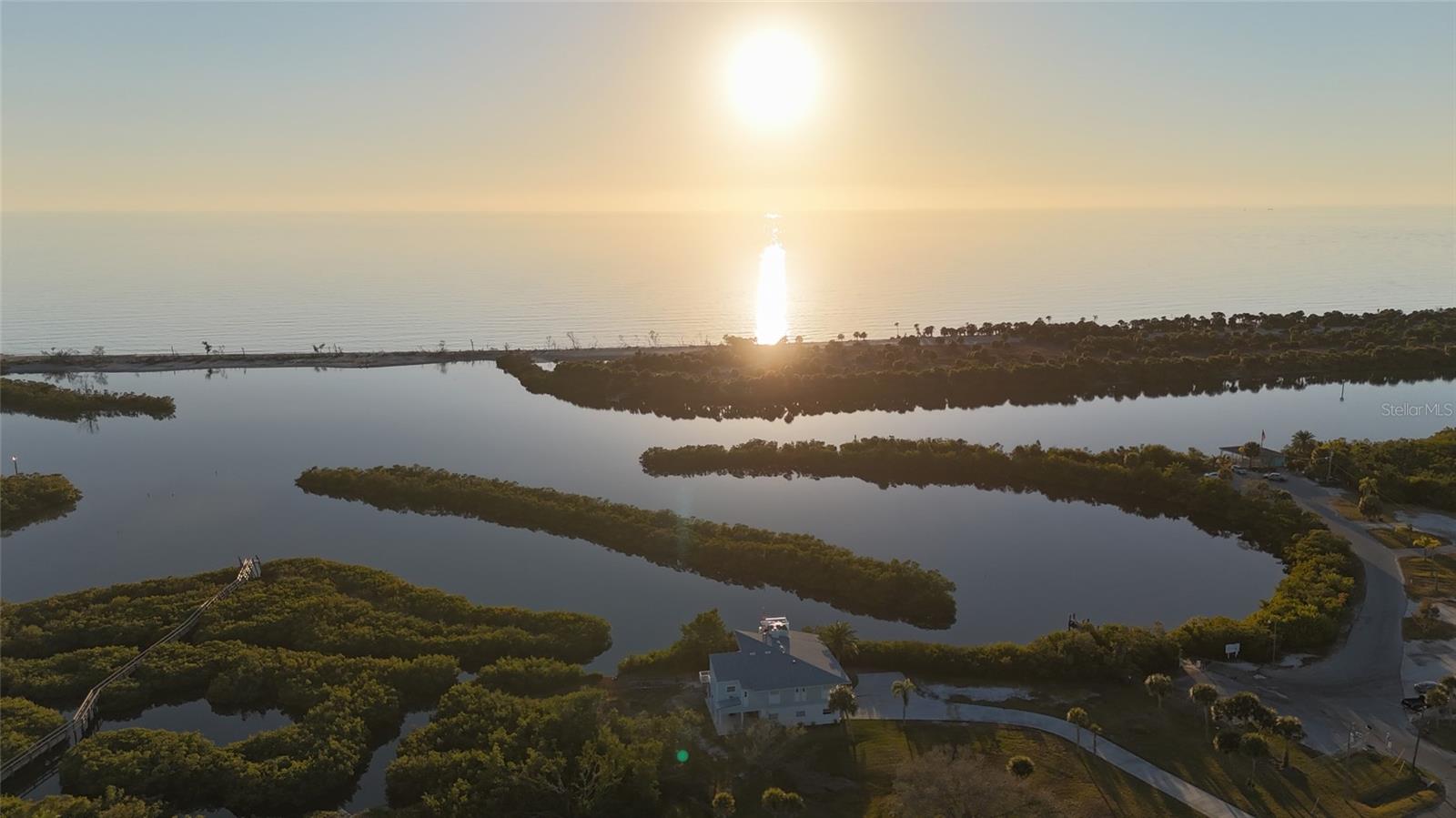 SUNSET BEACH - Residential