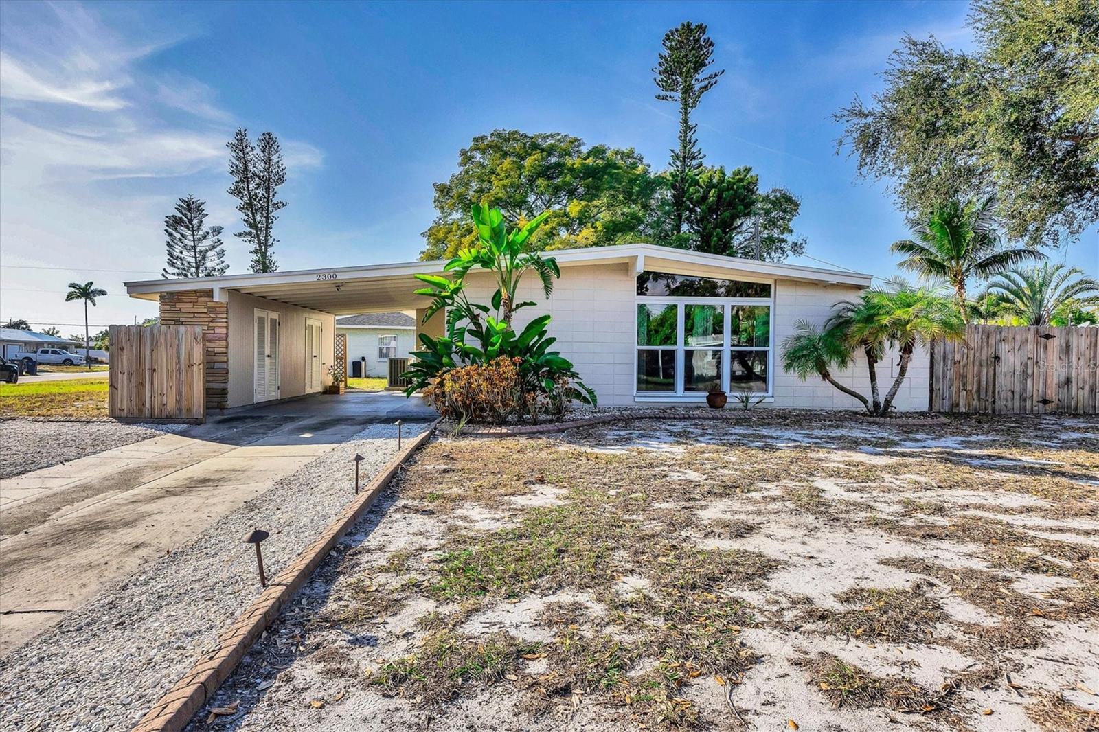 BAYSHORE GARDENS SEC 3 - Residential