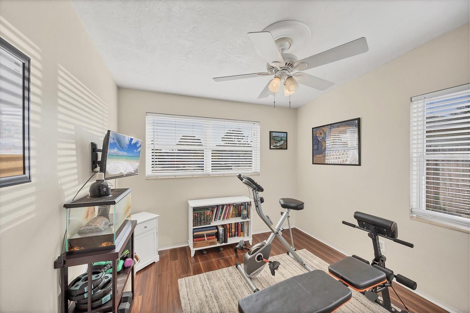 BAYSHORE GARDENS SEC 3 - Residential