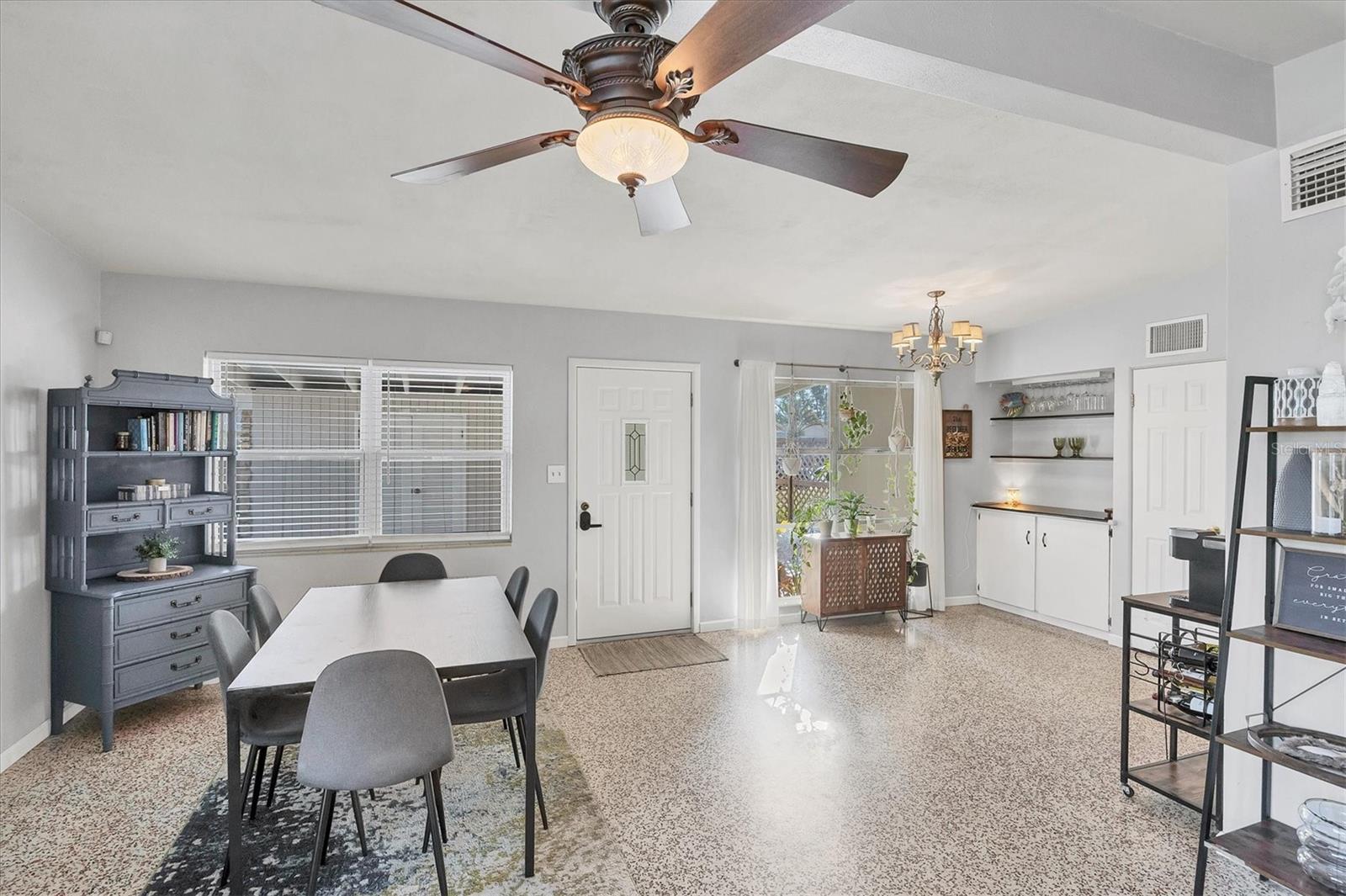 BAYSHORE GARDENS SEC 3 - Residential