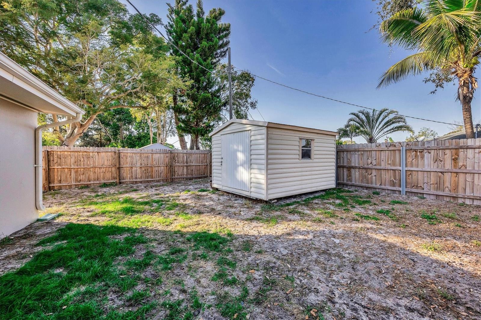 BAYSHORE GARDENS SEC 3 - Residential