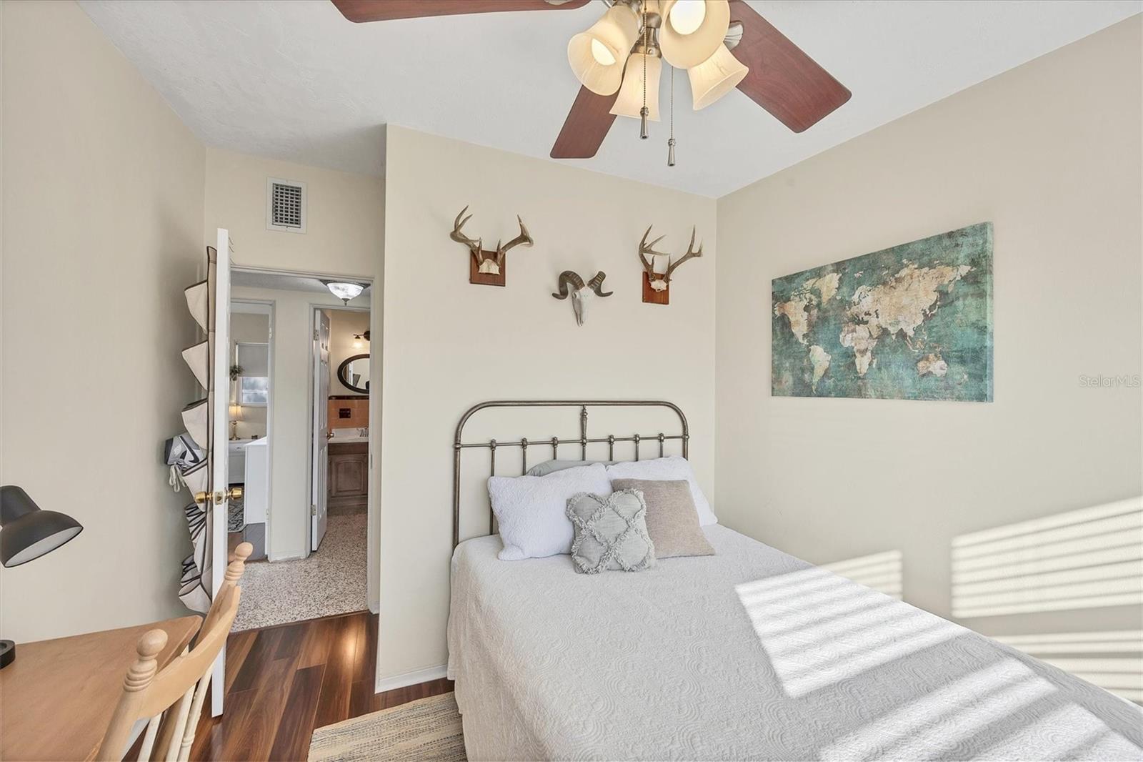 BAYSHORE GARDENS SEC 3 - Residential