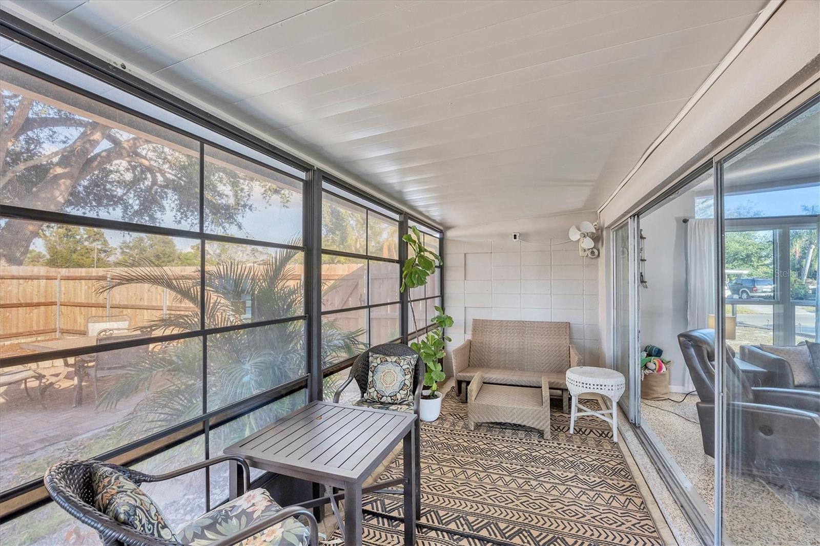 BAYSHORE GARDENS SEC 3 - Residential