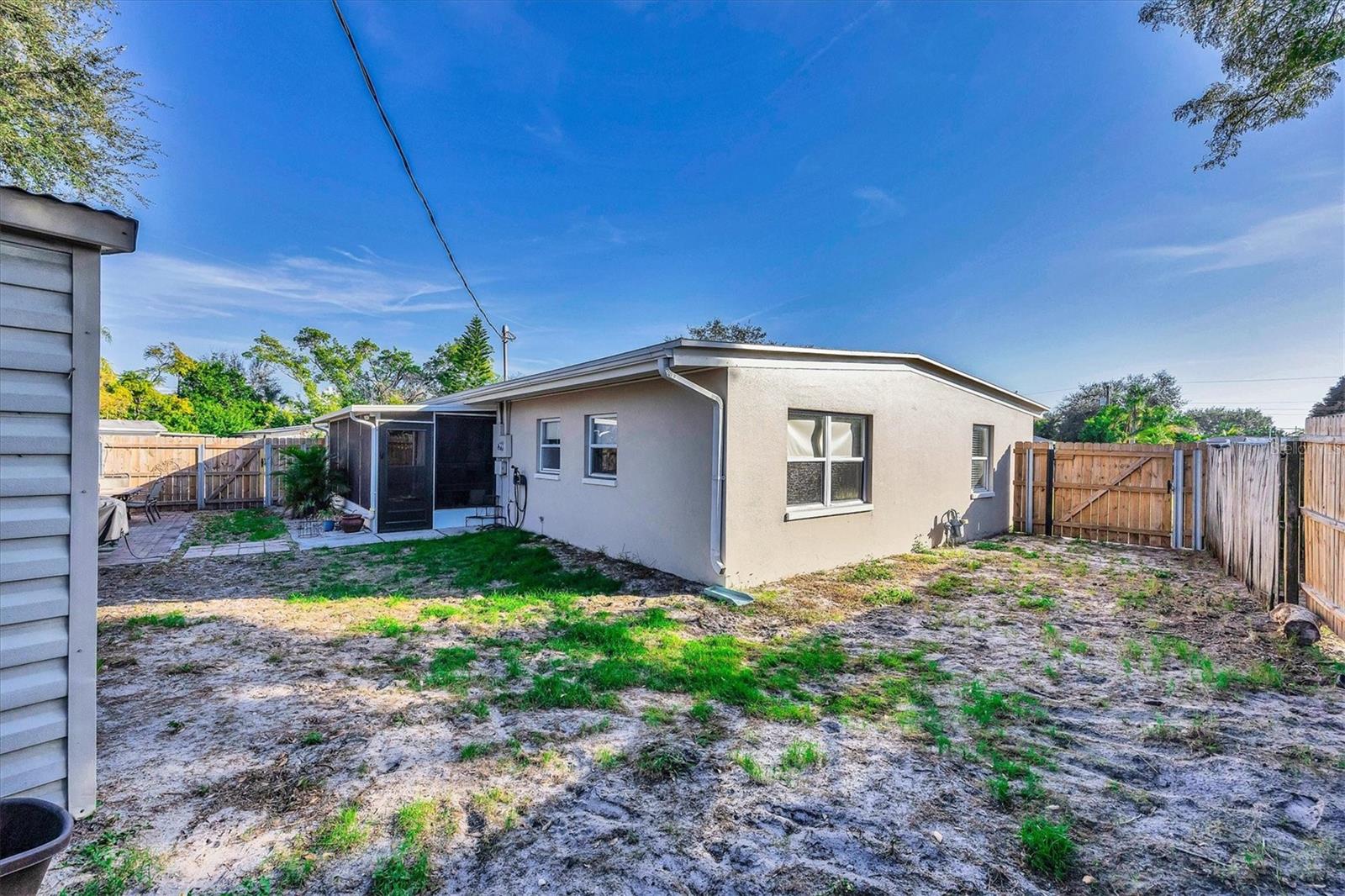 BAYSHORE GARDENS SEC 3 - Residential