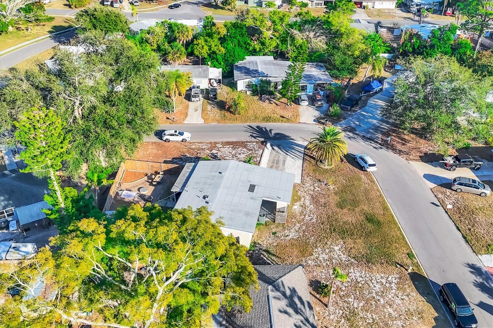 BAYSHORE GARDENS SEC 3 - Residential