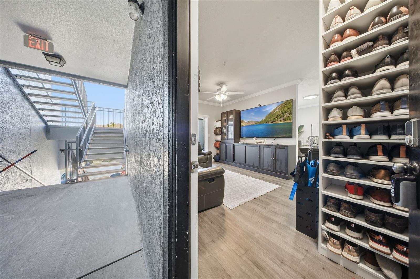 3702 PALM DESERT LANE 5421