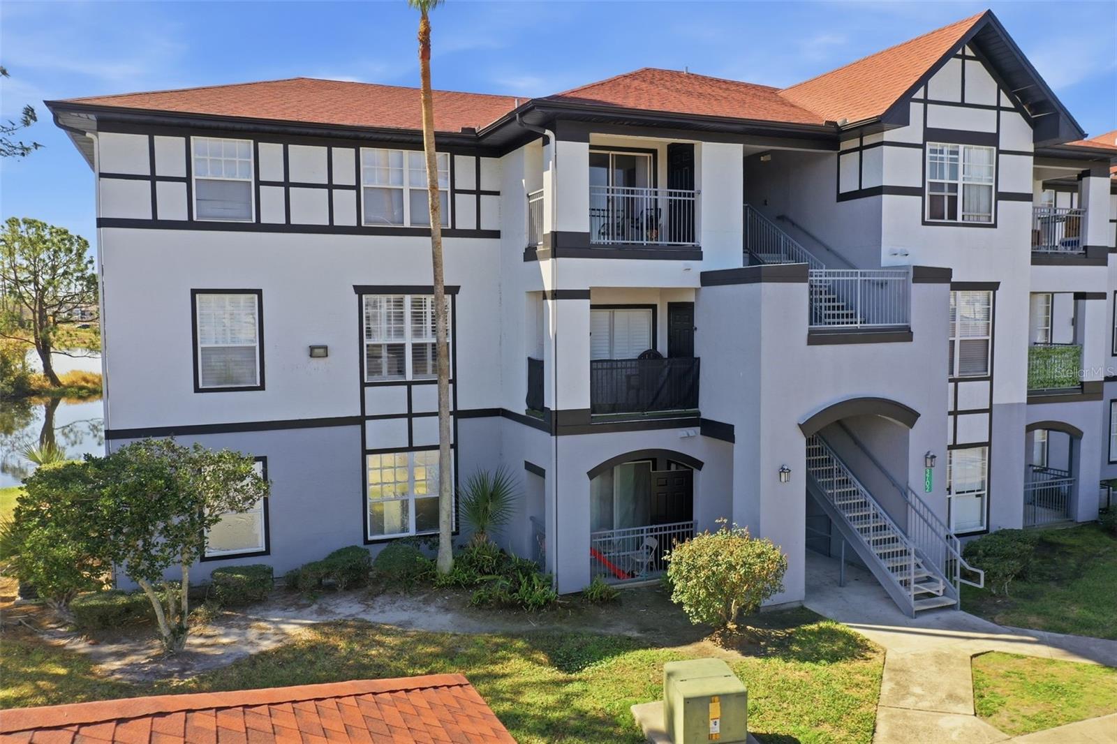 3702 PALM DESERT LANE 5421