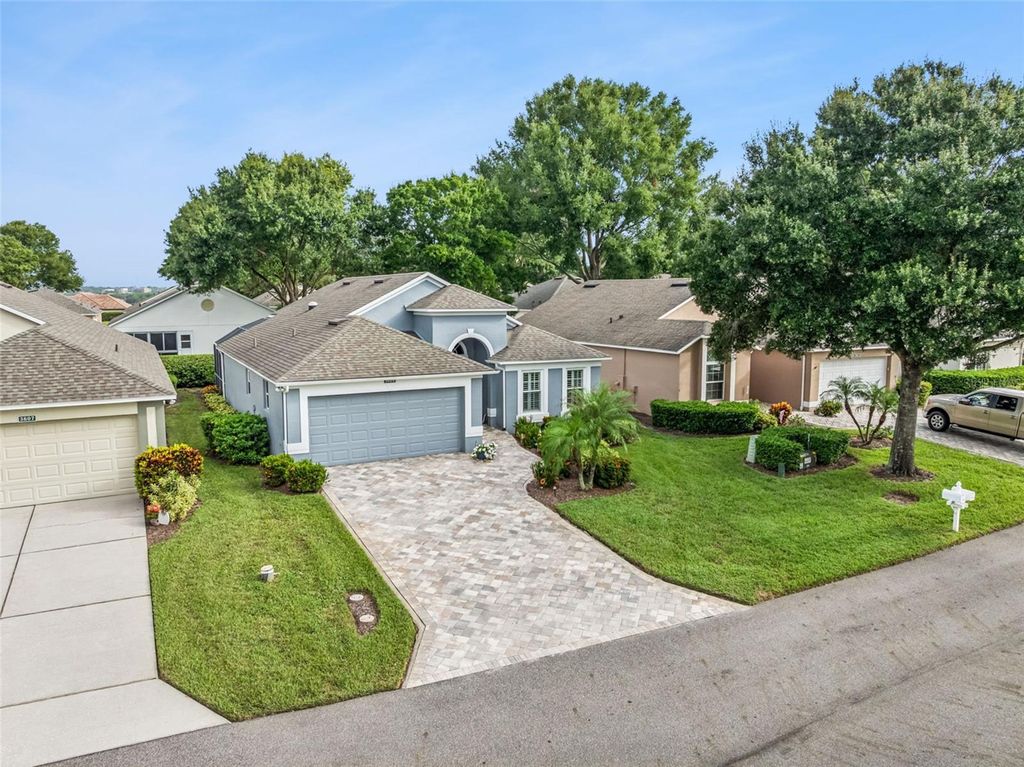 Photo of 3609 Kingswood Court, Clermont, FL 34711 (MLS # G5102934)