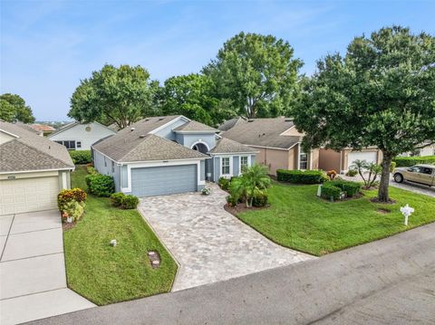 Photo of 3609 Kingswood Court, Clermont, FL 34711 (MLS # G5102934)
