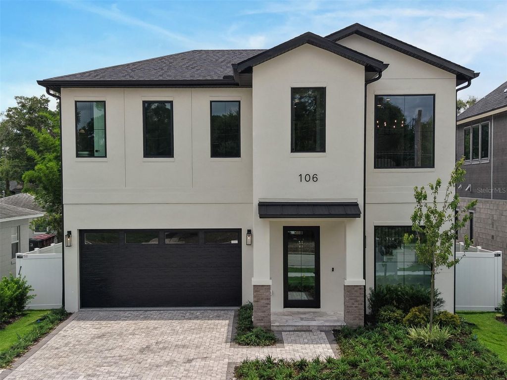 Photo of 106 W King Street, Orlando, FL 32804 (MLS # O6425882)