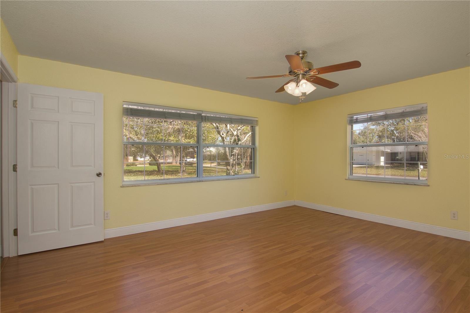 VALENCIA SHORES - Residential Lease