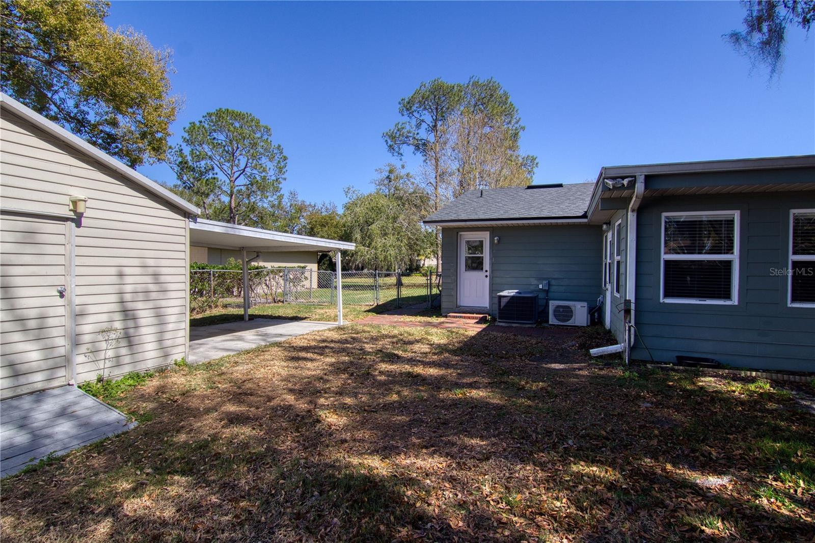 VALENCIA SHORES - Residential Lease