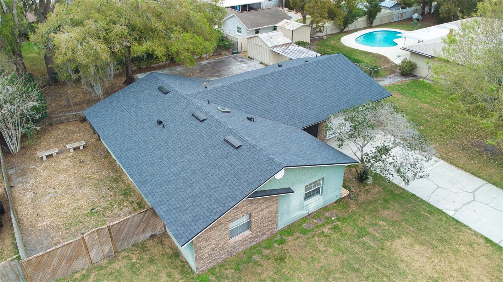 VALENCIA SHORES - Residential Lease