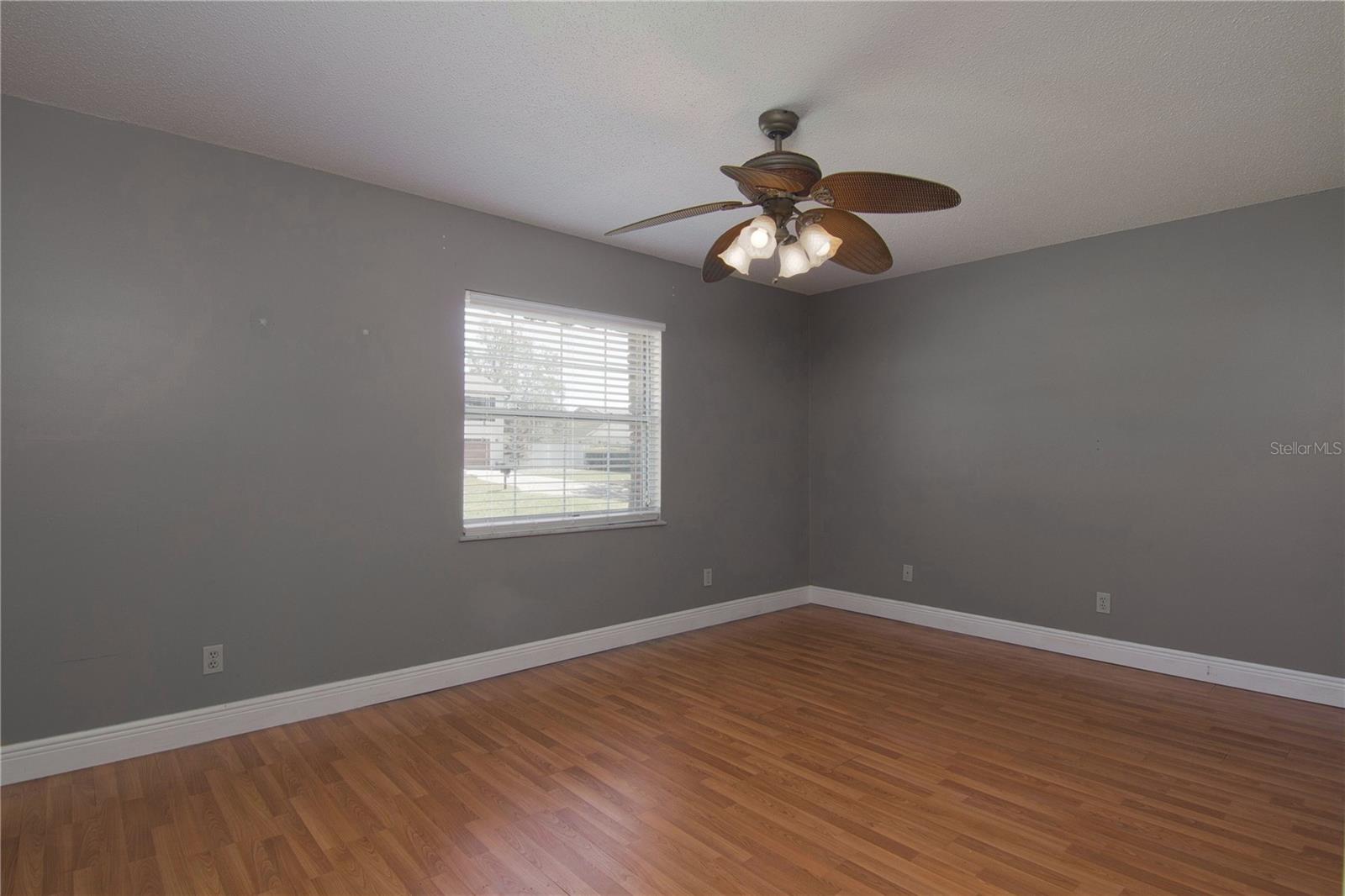 VALENCIA SHORES - Residential Lease