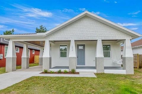 Photo of 1513 E Knollwood Street, Tampa, FL 33610 (MLS # TB8445730)