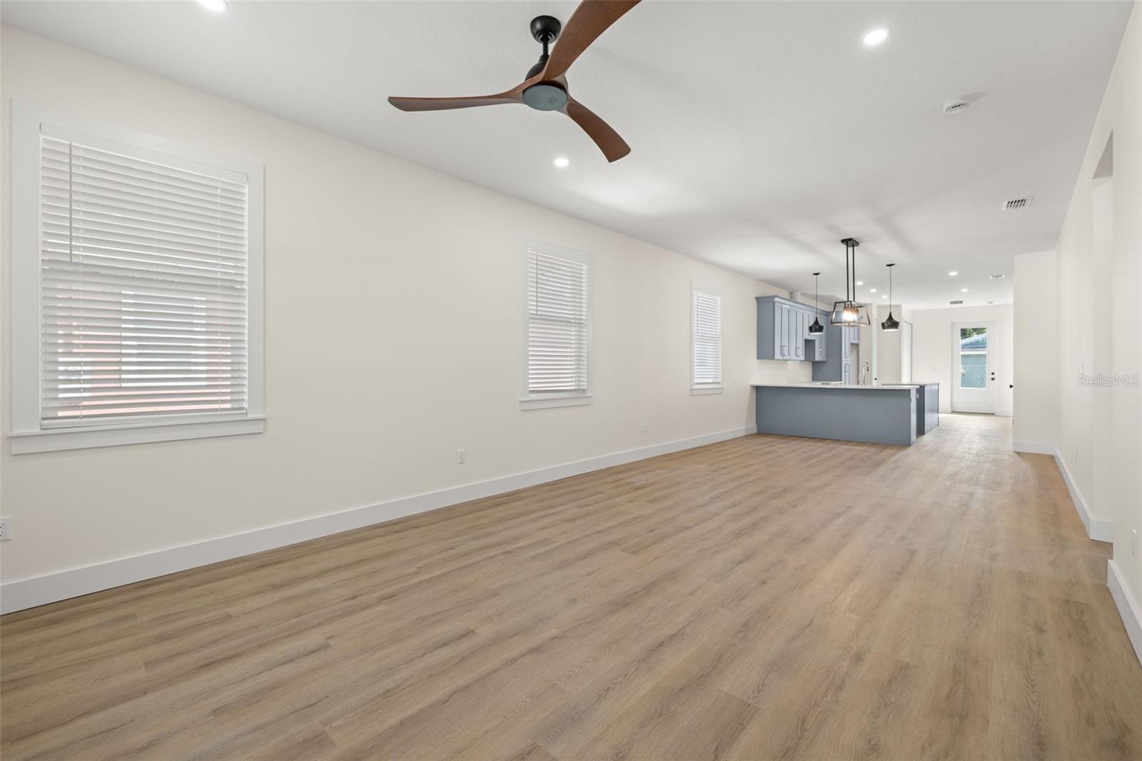 RIVERBEND MANOR - Residential