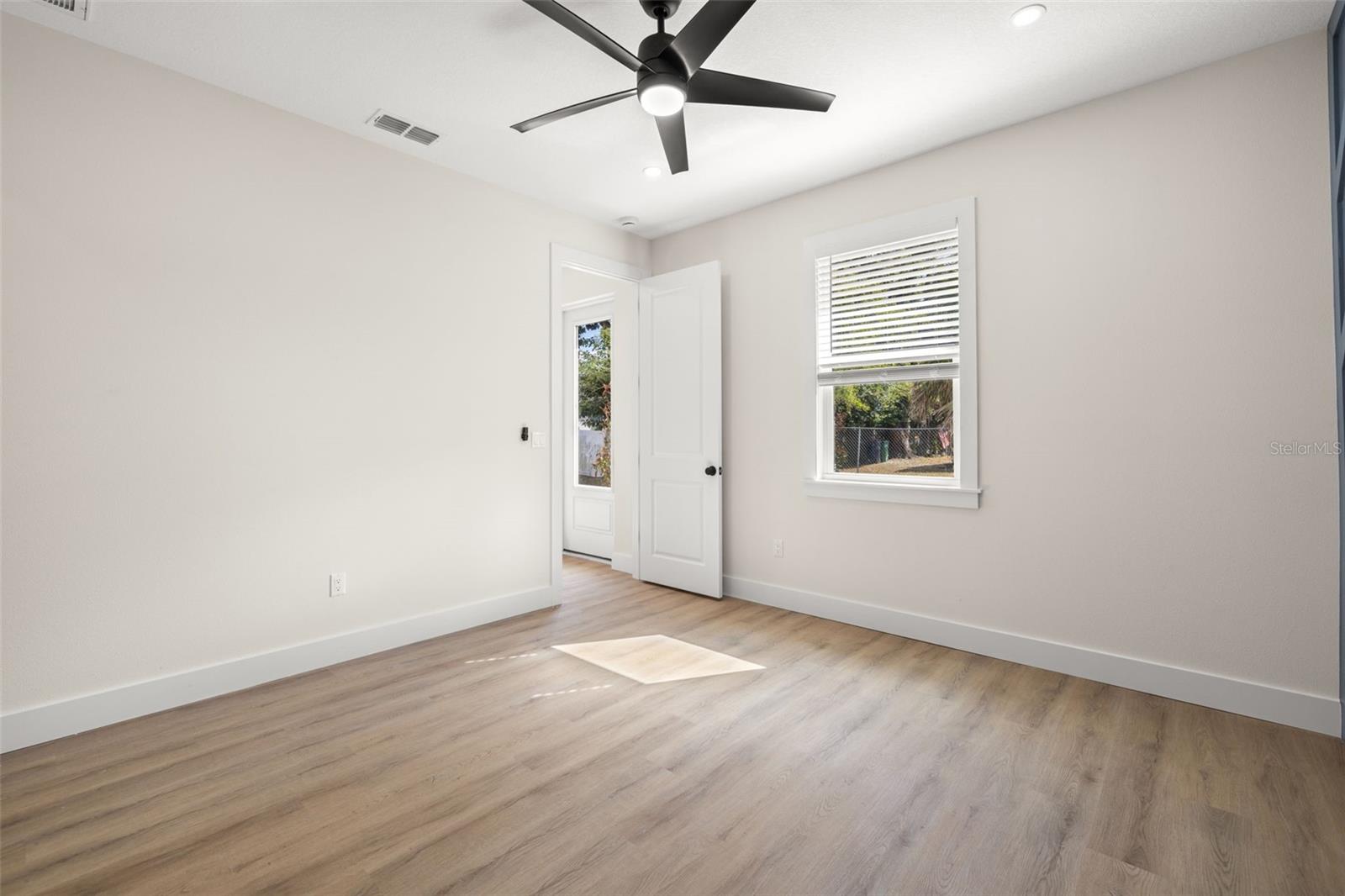 RIVERBEND MANOR - Residential