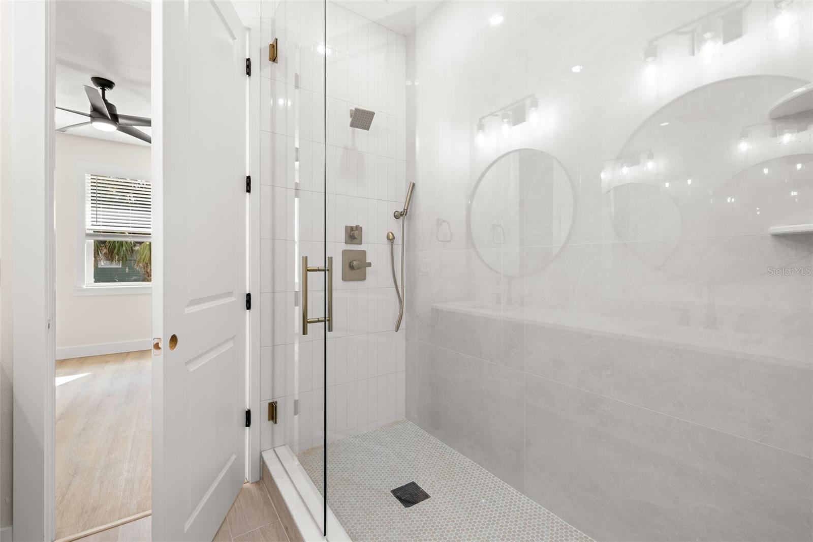 RIVERBEND MANOR - Residential