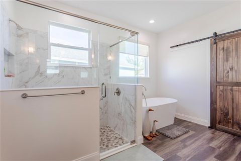 Tiny photo for 30501 Island Club Drive, Tavares, FL 32778 (MLS # TB8442549)