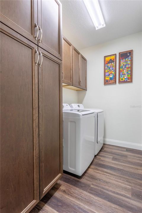 Tiny photo for 30501 Island Club Drive, Tavares, FL 32778 (MLS # TB8442549)