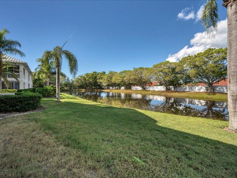 BOLLETTIERI RESORT VILLAS III - Residential Lease