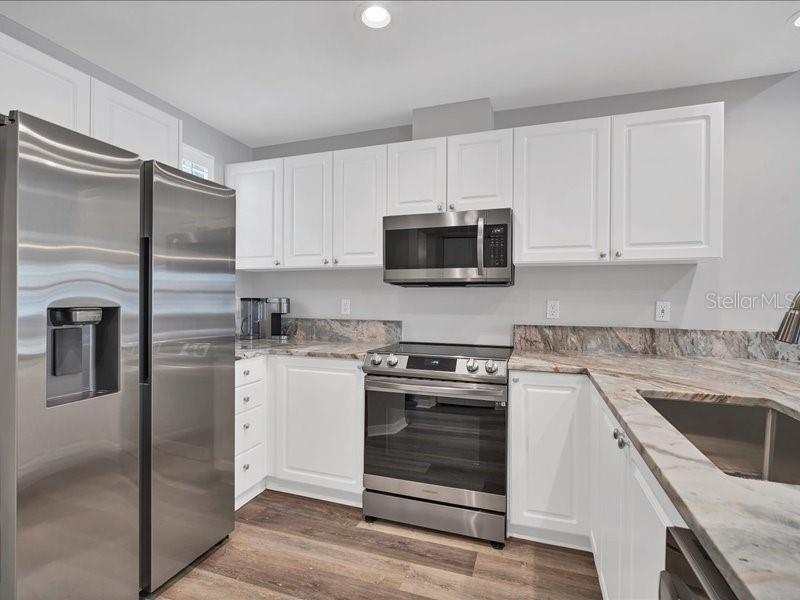 BOLLETTIERI RESORT VILLAS III - Residential Lease